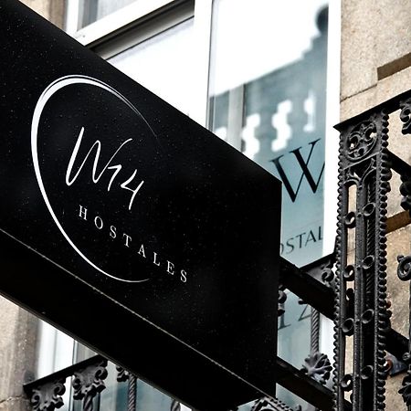 W14 Hostales Vigo Esterno foto